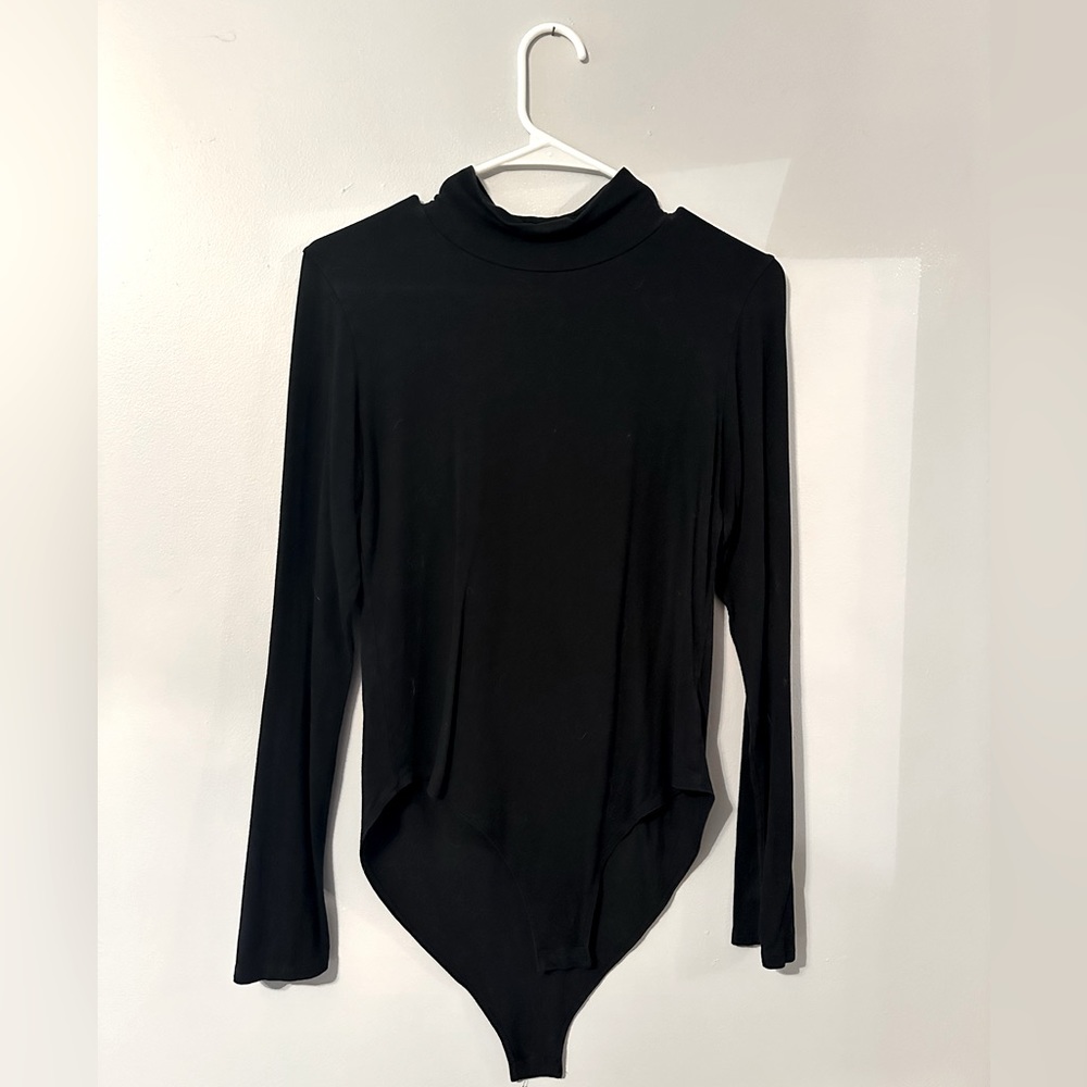 🖤 Black Mock Neck Bodysuit 🖤